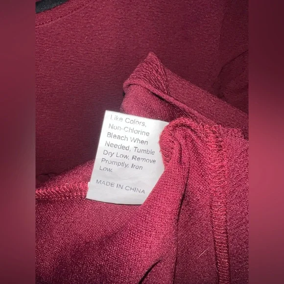 SHEIN Deep Red Textured Top - Picture 6 of 6